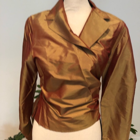Lafayette NY Size 10 Gold Wrap Top - Picture 2 of 4